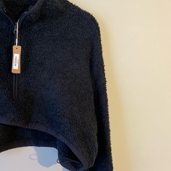 SKIMS Cozy Knit Cropped Pullover Black - Picture 3 of 12